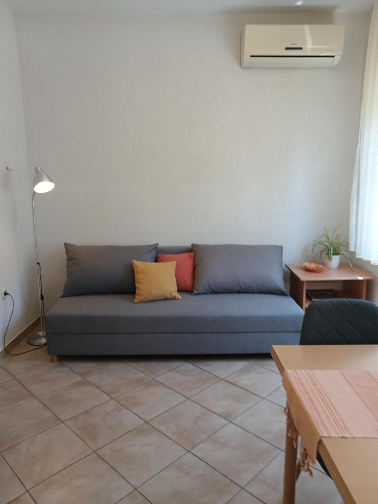 Apartments Jadranka Ivana Pula Exterior foto